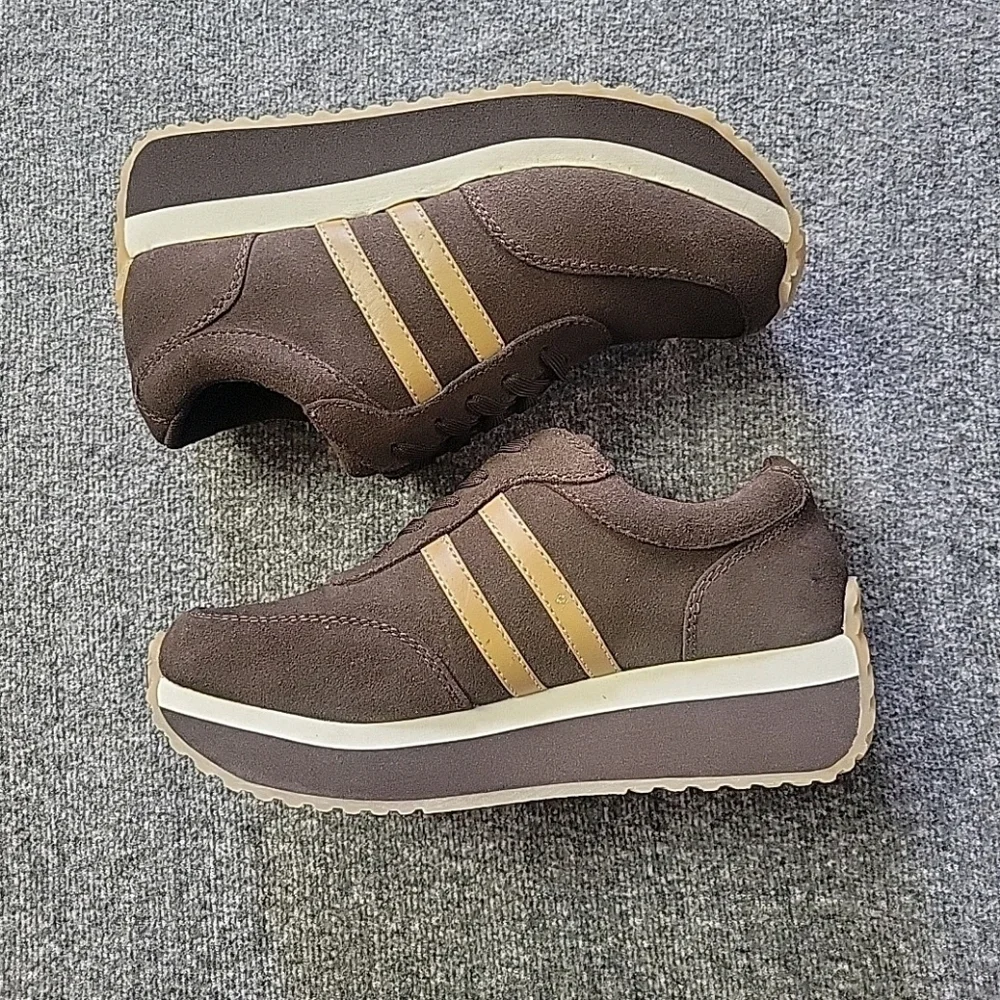 Suede Platform Sneaker lace up chunky stripe Aquagirl 7.5 Retro Athleisure NEW